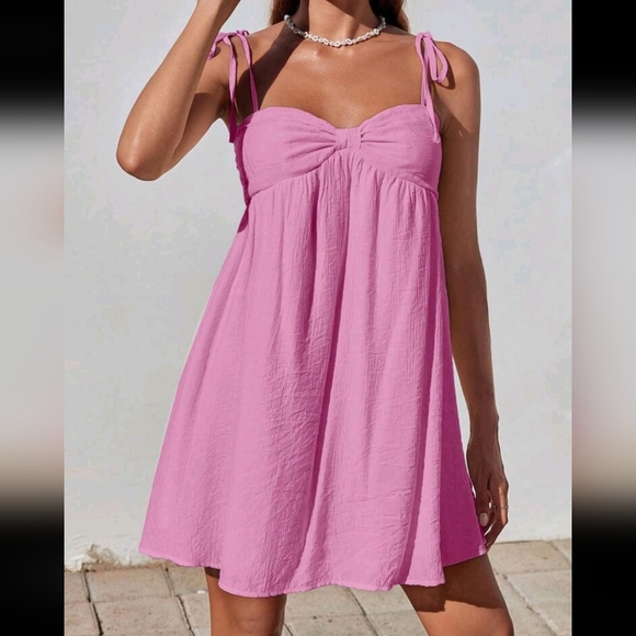 Women's Solid Color Spaghetti Strap Tie-Up Ruched Hem Minimalist Shorts Casual - Picture 1 of 4